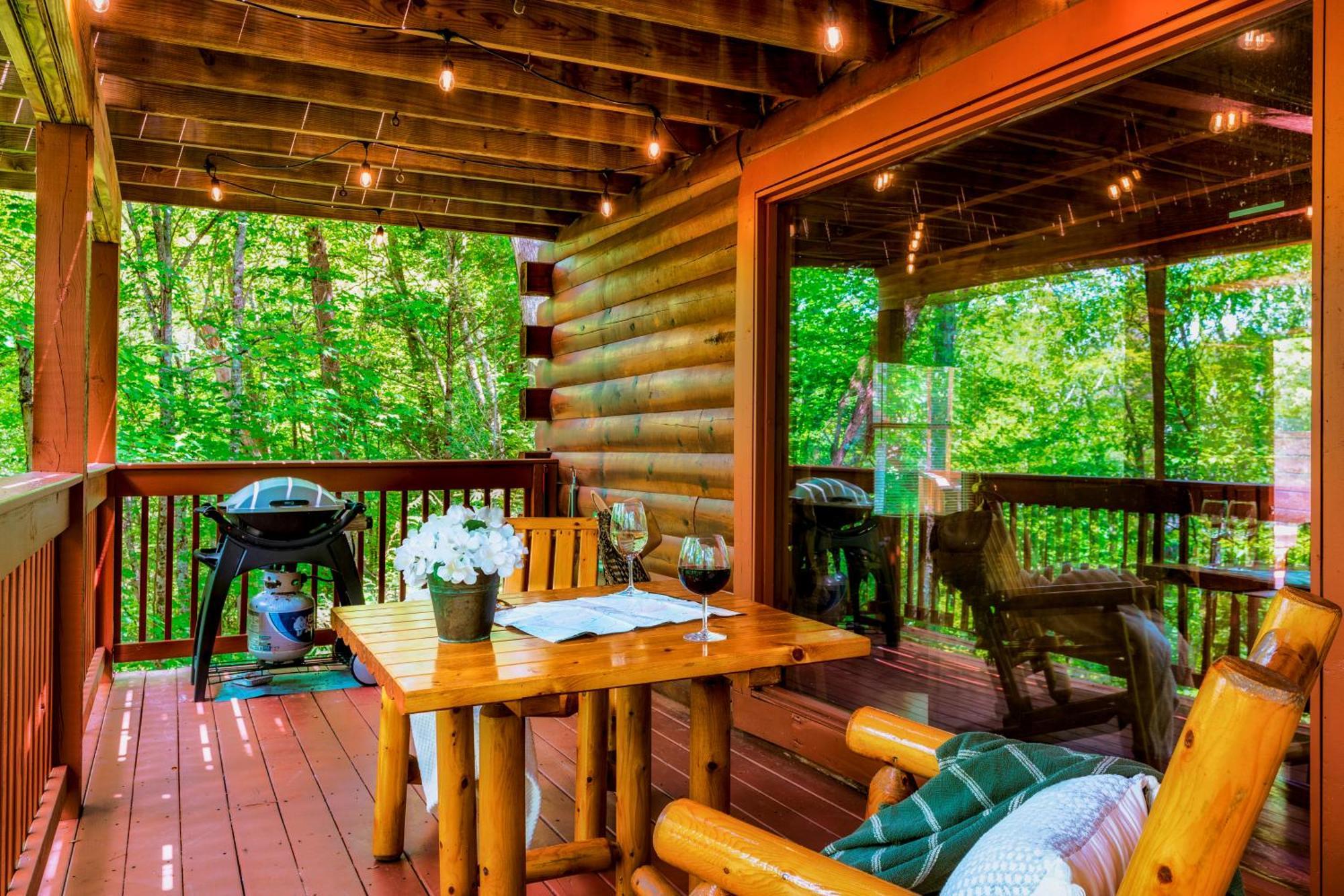 Cabin In A Gated Resort With Seasonal Resort Pool Pigeon Forge Bagian luar foto