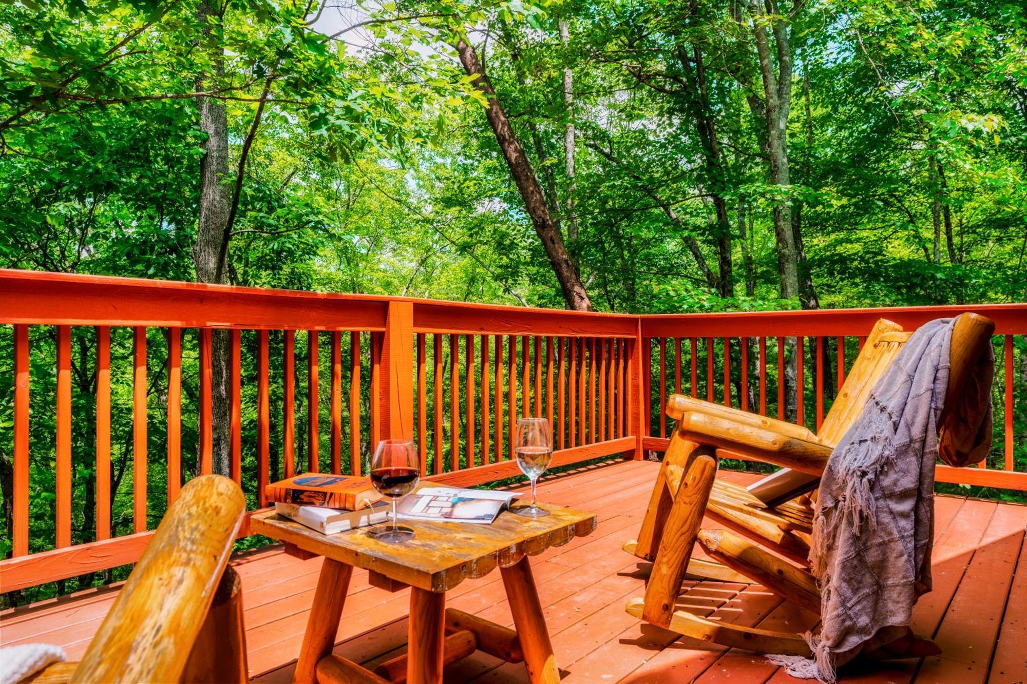 Cabin In A Gated Resort With Seasonal Resort Pool Pigeon Forge Bagian luar foto