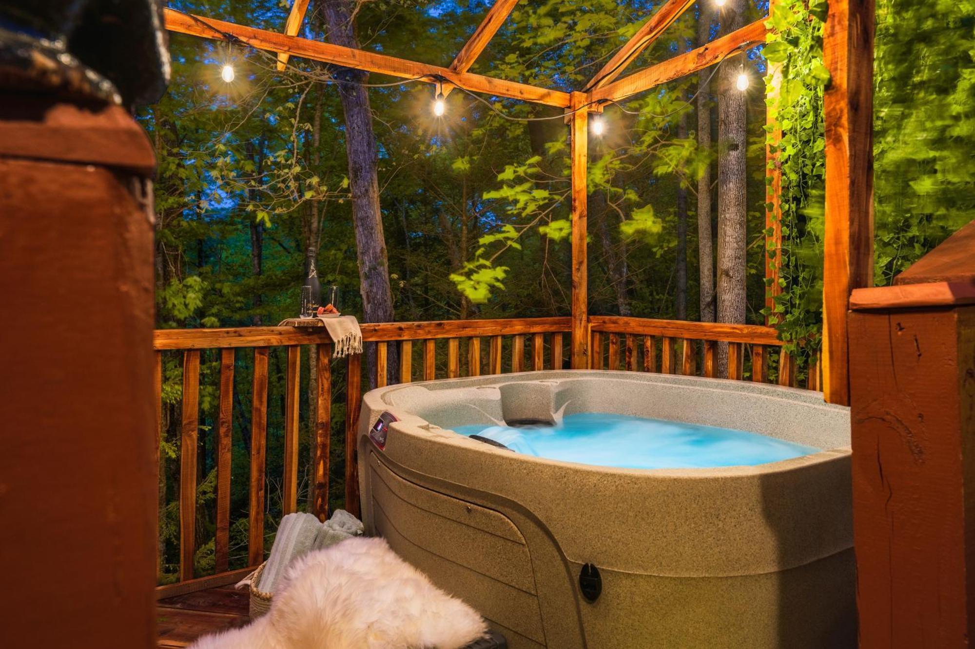 Cabin In A Gated Resort With Seasonal Resort Pool Pigeon Forge Bagian luar foto