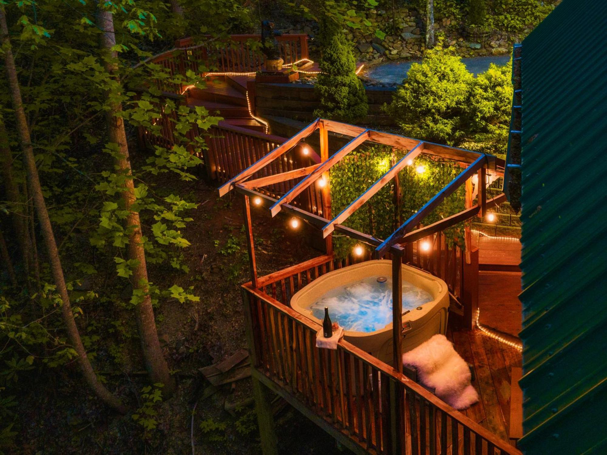 Cabin In A Gated Resort With Seasonal Resort Pool Pigeon Forge Bagian luar foto